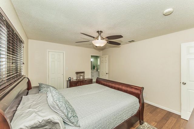 5499 N Bond Street, Fresno, CA 93710