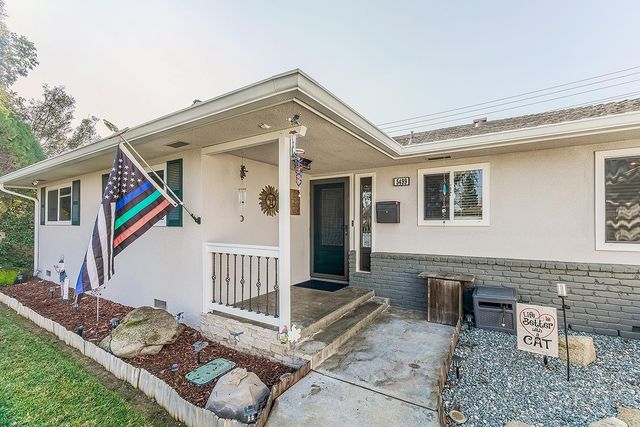 5499 N Bond Street, Fresno, CA 93710