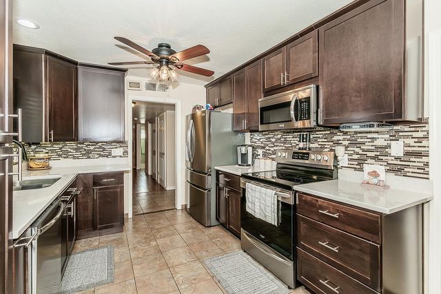 5499 N Bond Street, Fresno, CA 93710