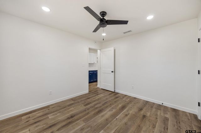 2000 W Oakwood St, Tyler, TX 75702