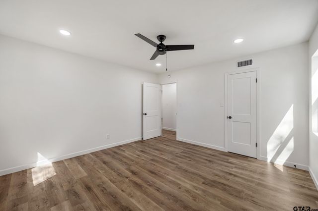 2000 W Oakwood St, Tyler, TX 75702