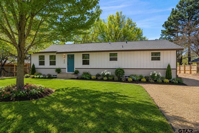 2000 W Oakwood St, Tyler, TX 75702