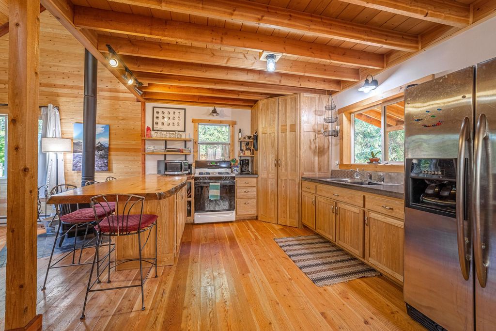 155 Seville Lane, Coram, MT 59913 photo 16