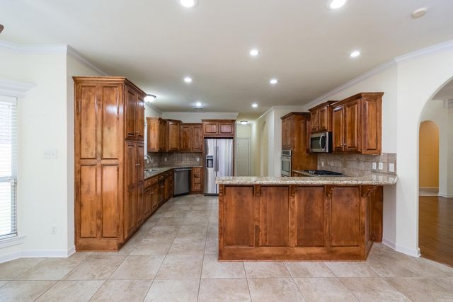 10 Chemin Court, Little Rock, AR 72223