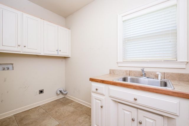 10 Chemin Court, Little Rock, AR 72223