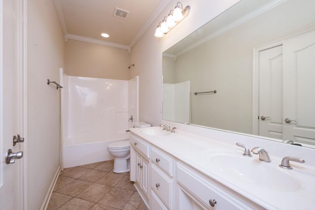 10 Chemin Court, Little Rock, AR 72223