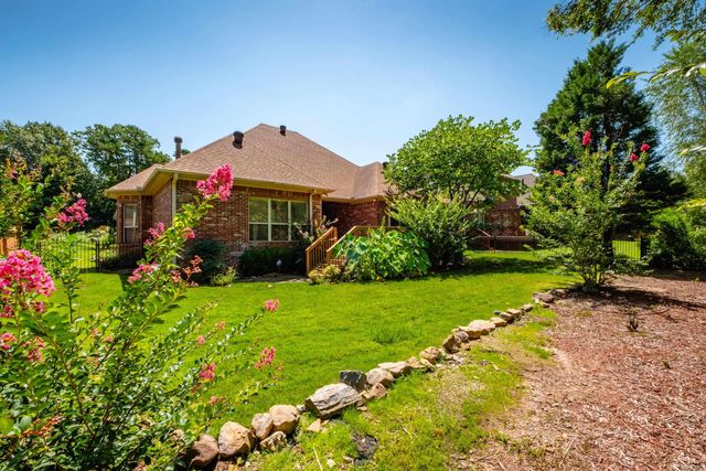 10 Chemin Court, Little Rock, AR 72223