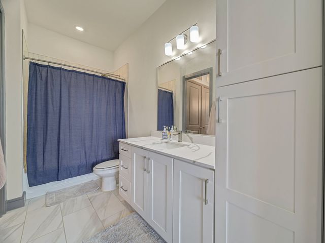 2700 Old Denton Road 4418, Carrollton, TX 75007