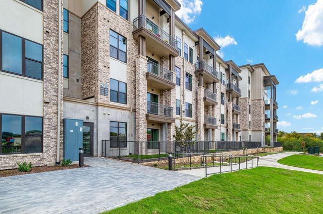 2700 Old Denton Road 4418, Carrollton, TX 75007