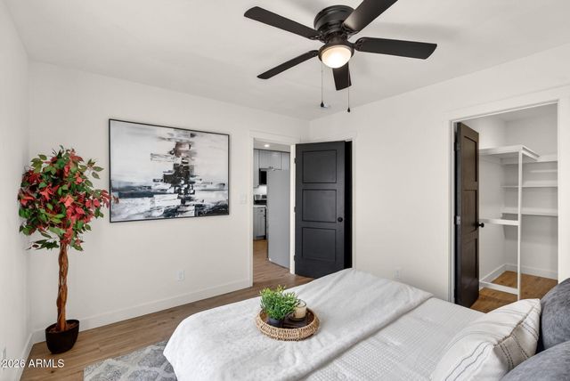 1324 E HALL Street, Tempe, AZ 85281