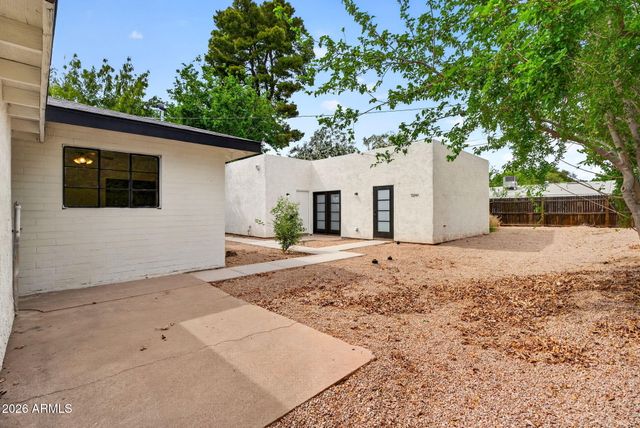 1324 E HALL Street, Tempe, AZ 85281