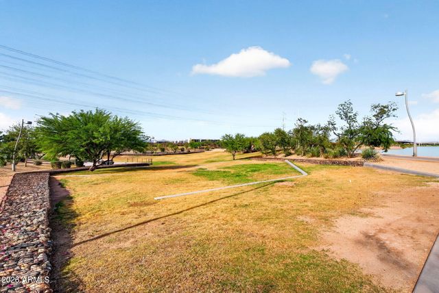 1324 E HALL Street, Tempe, AZ 85281