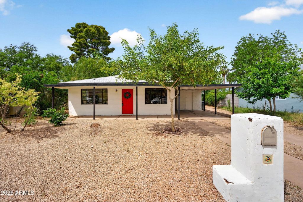 1324 E HALL Street, Tempe, AZ 85281
