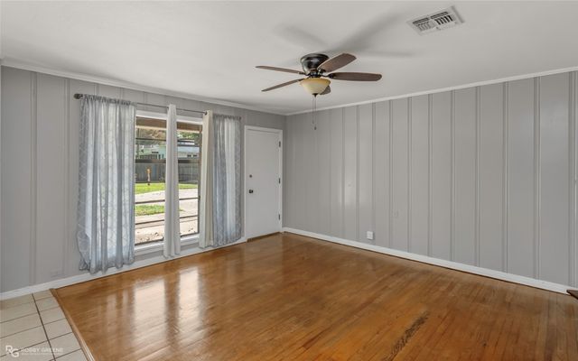 754 E Kings Highway, Shreveport, LA 71105