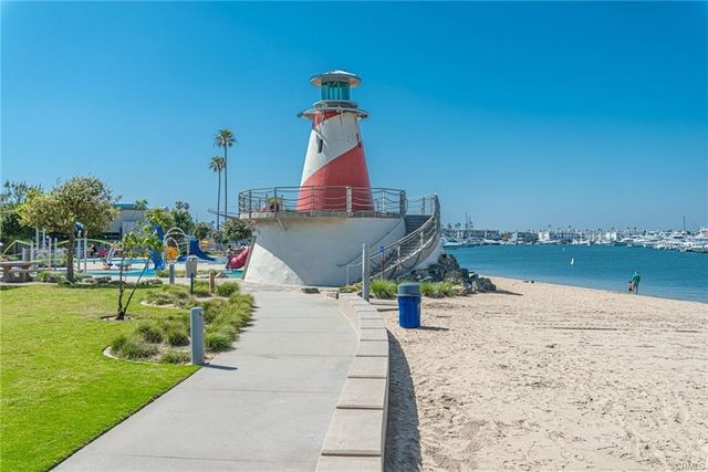 1808 W Balboa B, Newport Beach, CA 92663