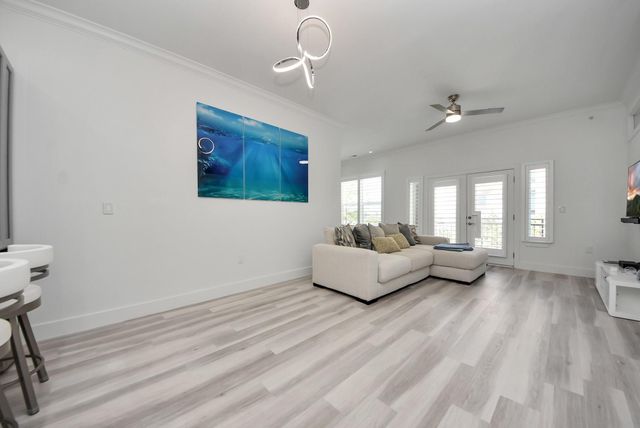 1010 Rosine Street 38, Houston, TX 77019