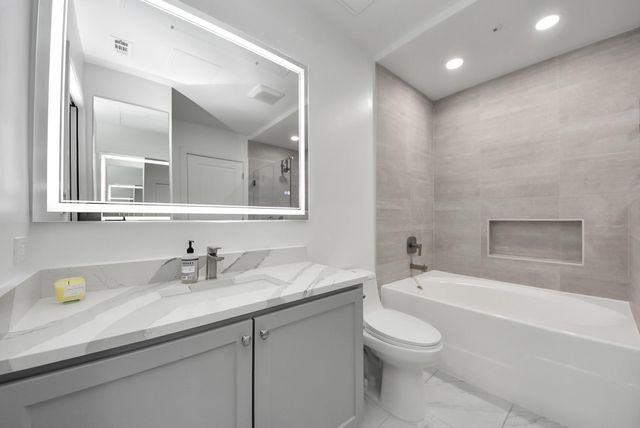 1010 Rosine Street 38, Houston, TX 77019