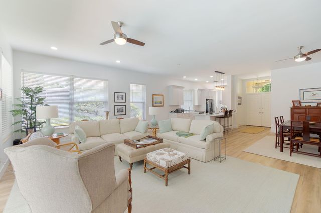 7533 SE Autumn Lane, Hobe Sound, FL 33455
