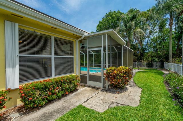 7533 SE Autumn Lane, Hobe Sound, FL 33455