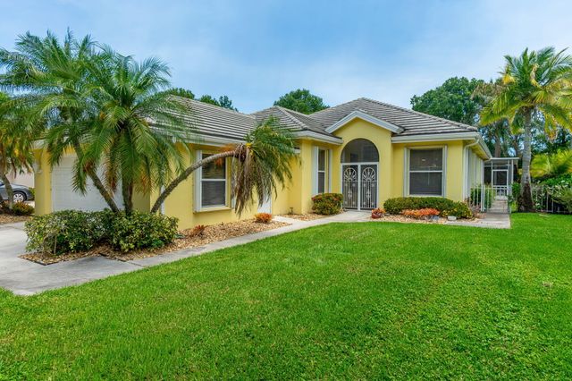 7533 SE Autumn Lane, Hobe Sound, FL 33455