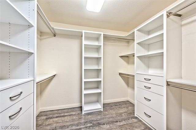 4536 Eagle Nest Peak Street, Las Vegas, NV 89129