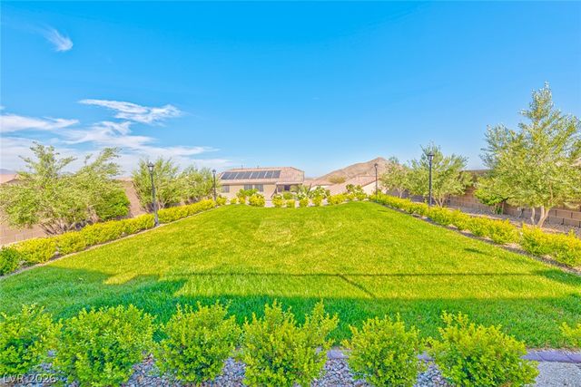 4536 Eagle Nest Peak Street, Las Vegas, NV 89129