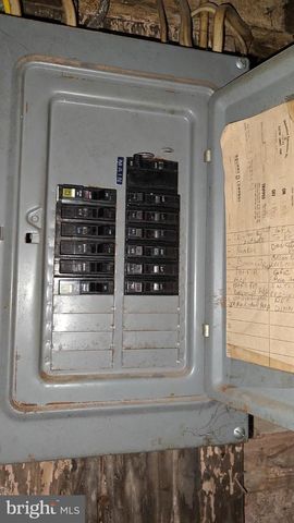 229 W SPRUCE ST, Norristown, PA 19401