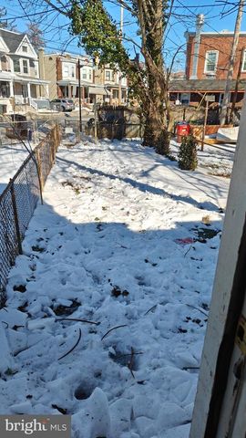 229 W SPRUCE ST, Norristown, PA 19401