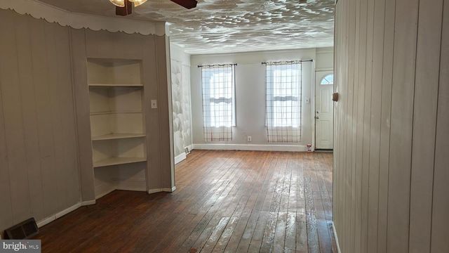 229 W SPRUCE ST, Norristown, PA 19401