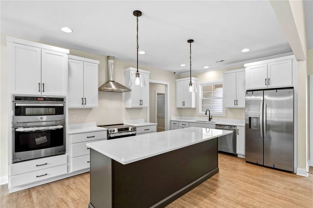 1735 Maw Bridge Road, Central, SC 29630