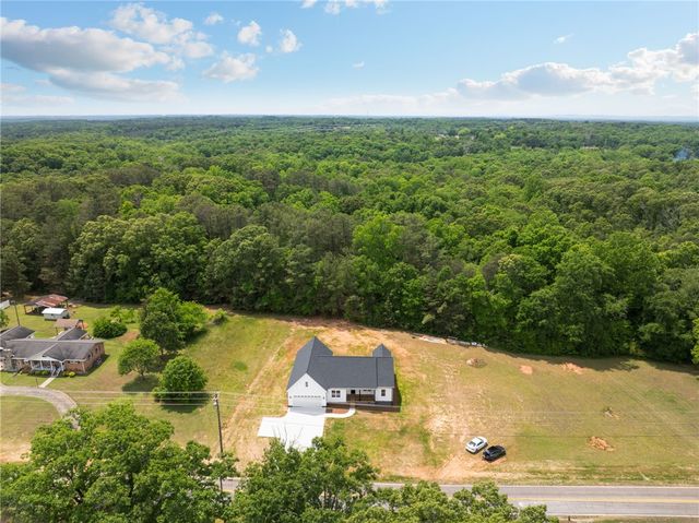 1735 Maw Bridge Road, Central, SC 29630
