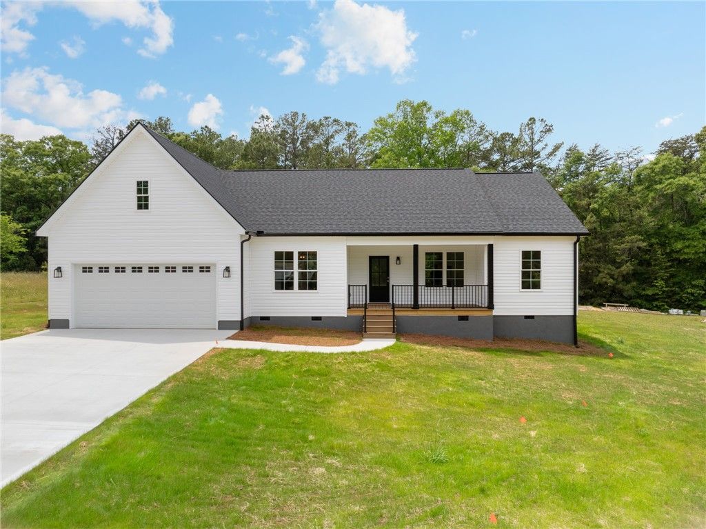 1735 Maw Bridge Road, Central, SC 29630