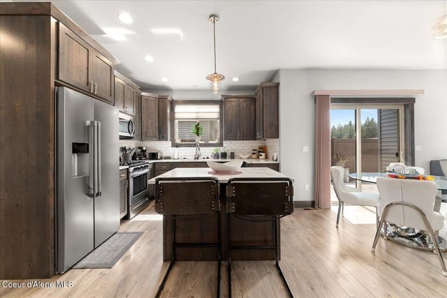 13986 N Rainier Loop, Rathdrum, ID 83858