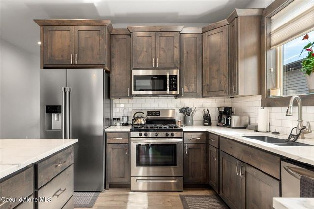 13986 N Rainier Loop, Rathdrum, ID 83858