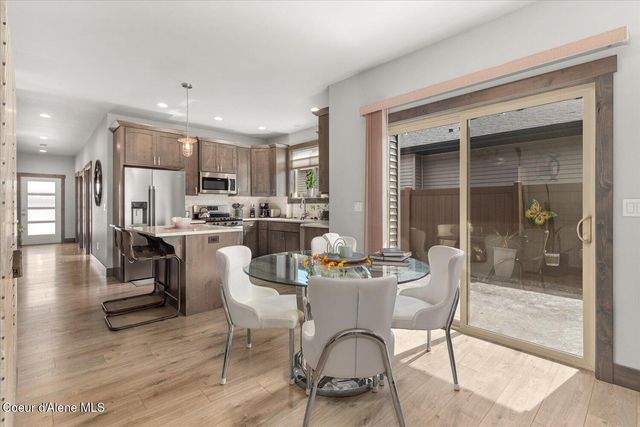 13986 N Rainier Loop, Rathdrum, ID 83858