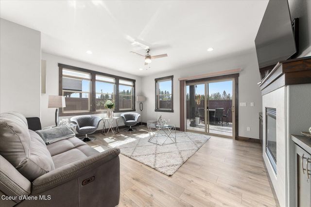 13986 N Rainier Loop, Rathdrum, ID 83858