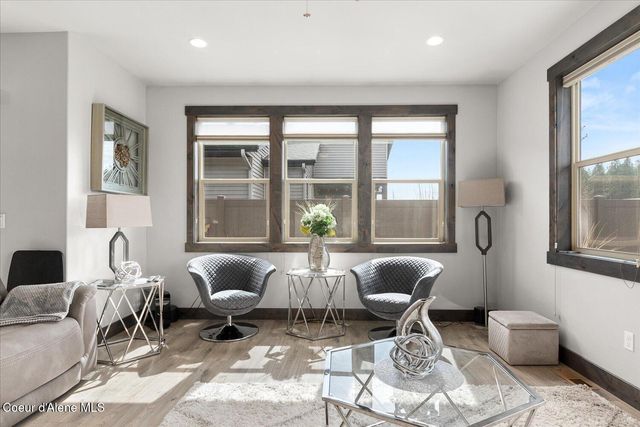 13986 N Rainier Loop, Rathdrum, ID 83858