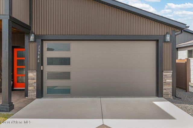 13986 N Rainier Loop, Rathdrum, ID 83858