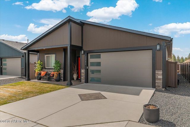 13986 N Rainier Loop, Rathdrum, ID 83858