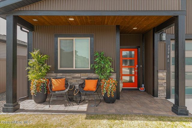 13986 N Rainier Loop, Rathdrum, ID 83858