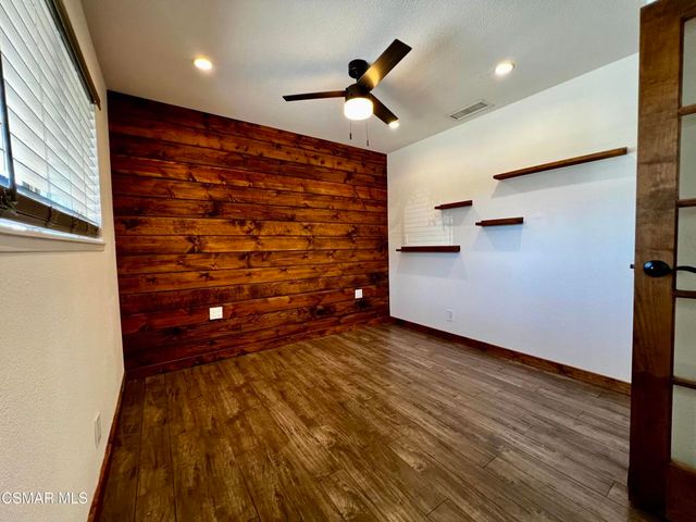 604 Hudspeth Street, Simi Valley, CA 93065