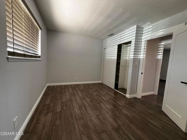 604 Hudspeth Street, Simi Valley, CA 93065
