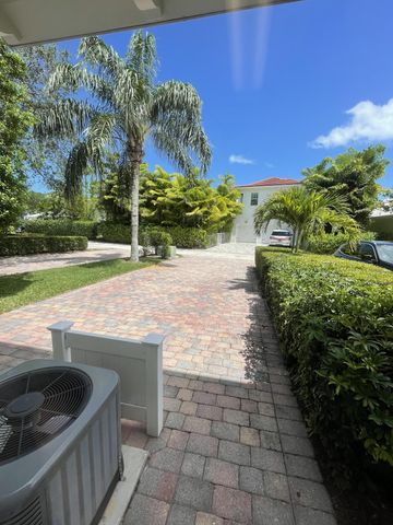 2857 E Community Drive, Jupiter, FL 33458