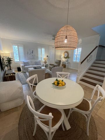 2857 E Community Drive, Jupiter, FL 33458