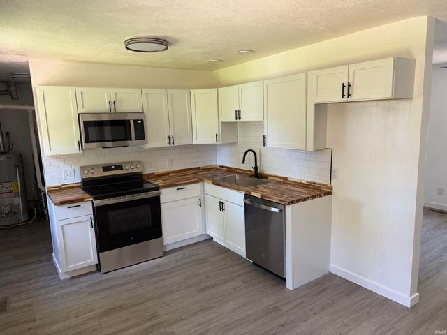 509 Jackson Heights Road, Plymouth, IN 46563