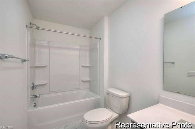 2707 Wood Valley Road 19, Winston-salem, NC 27106