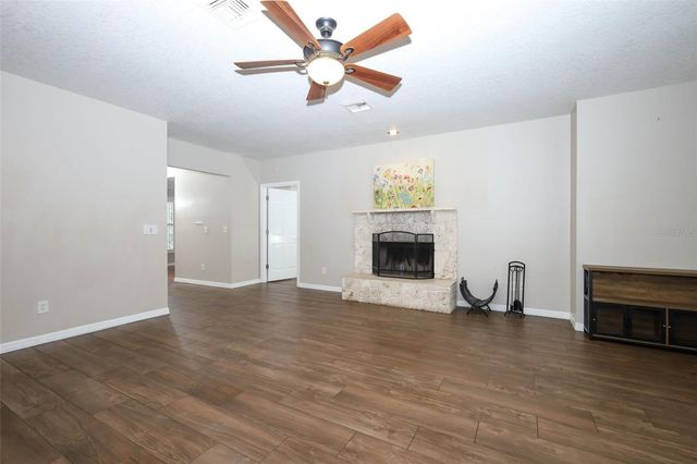 1349 VALLEY PINE CIRCLE, Apopka, FL 32712