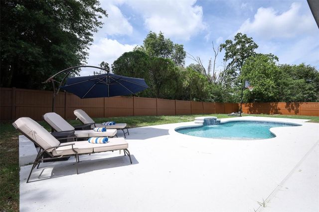 1349 VALLEY PINE CIRCLE, Apopka, FL 32712