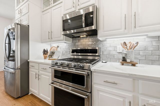 2224 W Root Creek St., Meridian, ID 83646