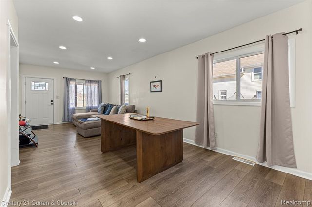 349 Frazier Street, River Rouge, MI 48218